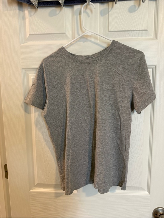 fct basics Tops - Asics Gray Short Sleeve Crew Neck Tee